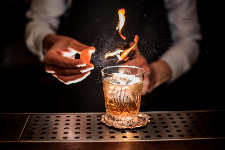 cocktail bartender
